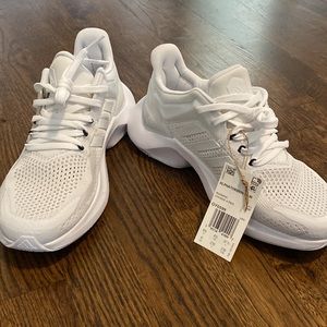 NWT Adidas Alphatorsion Shoe